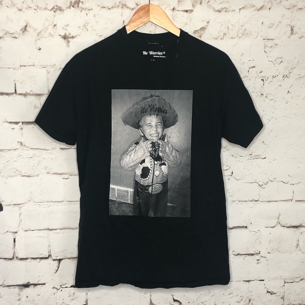 No Worries clothing vintage graphic T-shirt